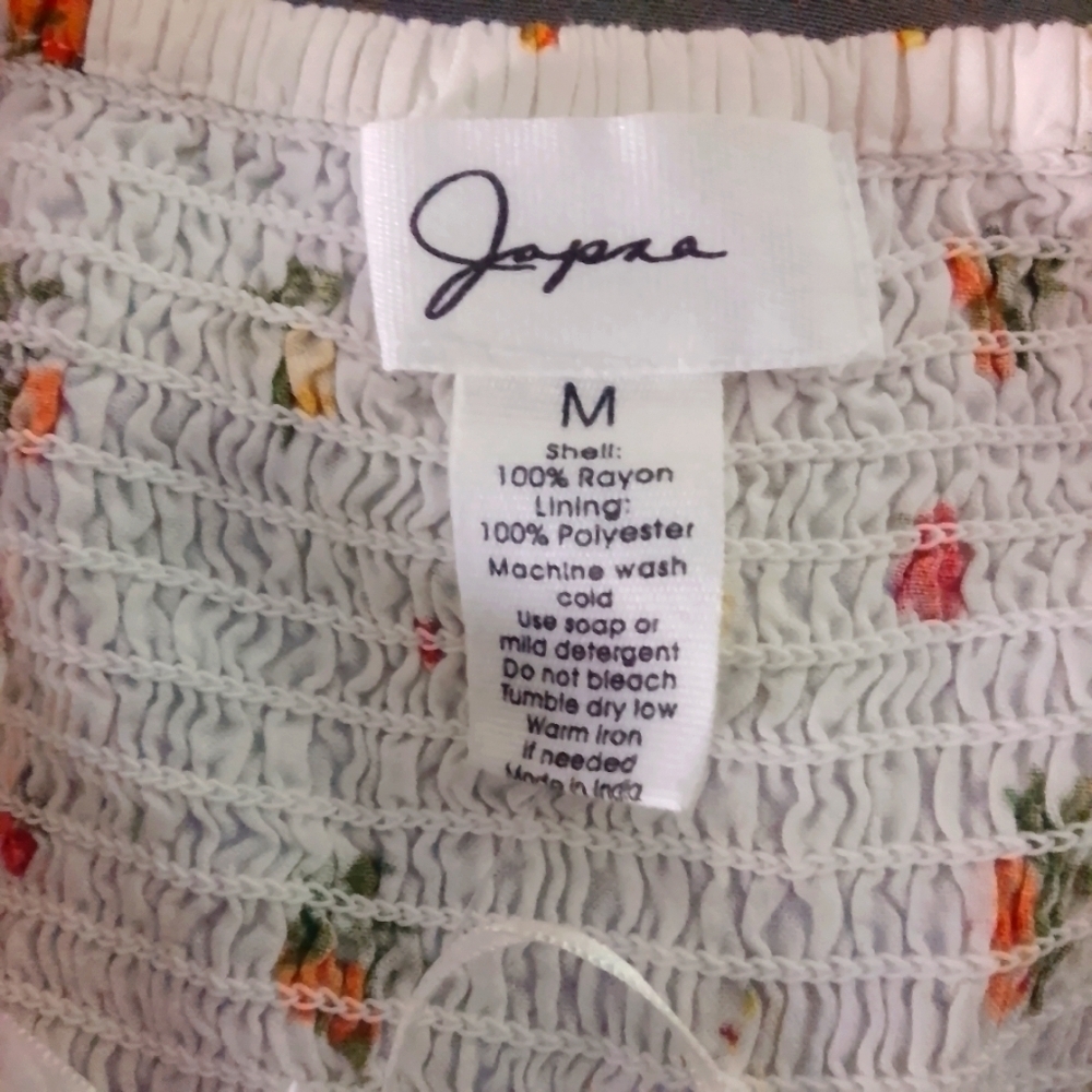 NWT Japna Size M Tie Front Ruffle Top - Picture 4 of 5